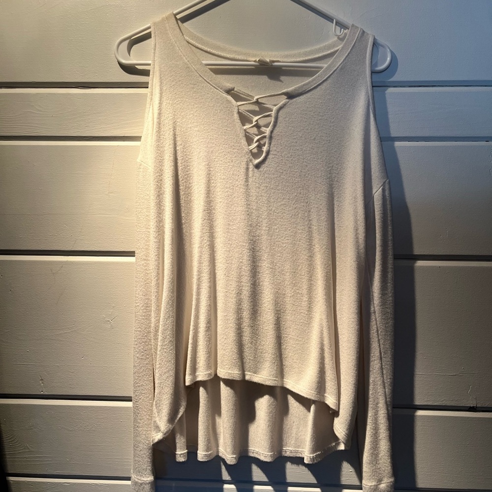 Aeropostale Cold shoulder sweater Small
